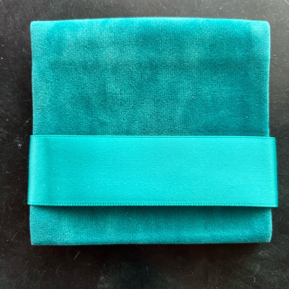 Velveteen Jewelry Pouch - LOT of 20 pcs